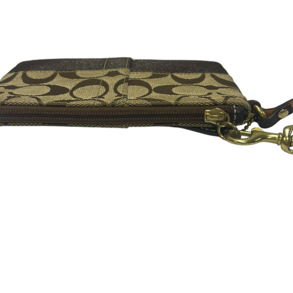 COACH  Brown legacy stripe signature wristlet with leather strap - Picture 9 of 12